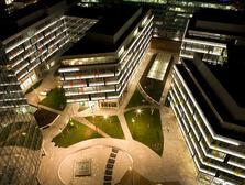 Najlepší exteriér - Juraj Jančina, Igor Mazúch - Apollo Business Center II na Prievozskej ulici v Br