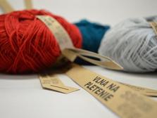 Wool with the handle 